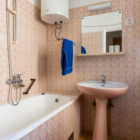 Varez - Two Bedroom With Balcony And Sea View Appartement